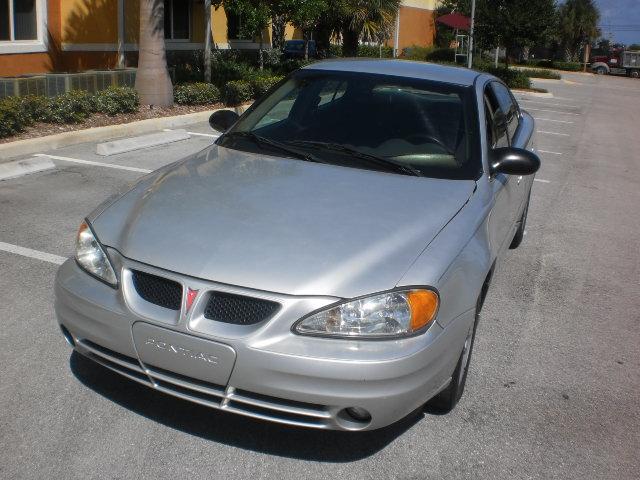 Pontiac Grand Am 2003 photo 1