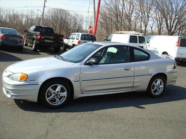 Pontiac Grand Am 2003 photo 2