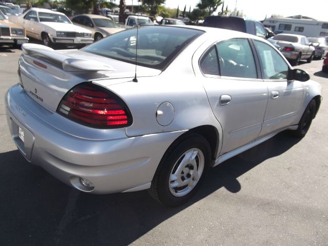 Pontiac Grand Am 2003 photo 2