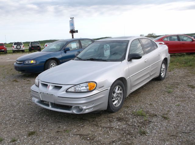 Pontiac Grand Am 4WD Supercrew Styleside 5-1/2 Ft Box XLT Sedan