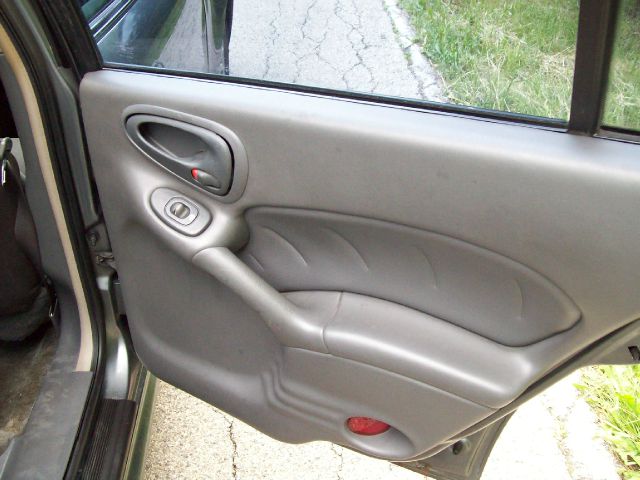 Pontiac Grand Am 2004 photo 9