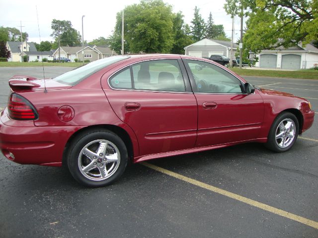 Pontiac Grand Am 2004 photo 1