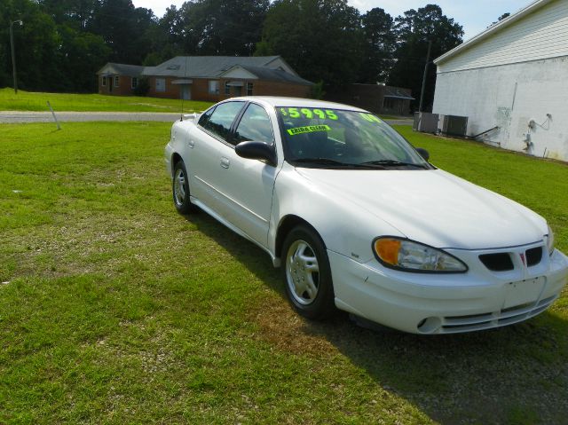 Pontiac Grand Am 2004 photo 2