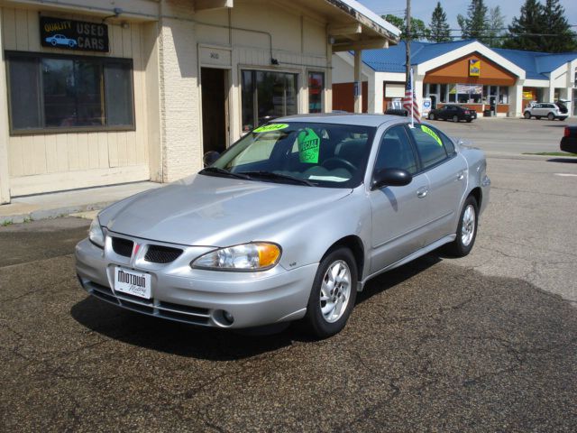 Pontiac Grand Am 2004 photo 2