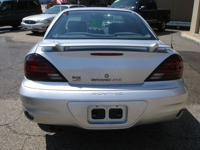 Pontiac Grand Am 2004 photo 4