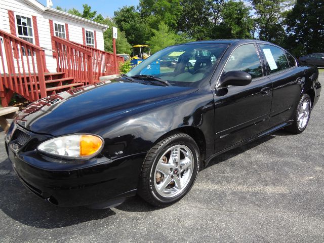 Pontiac Grand Am 2004 photo 2