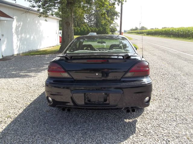 Pontiac Grand Am 2004 photo 2