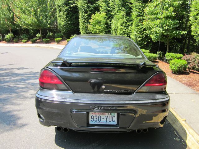 Pontiac Grand Am 2004 photo 1