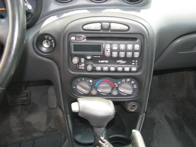 Pontiac Grand Am 2004 photo 29