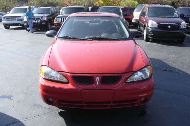 Pontiac Grand Am 2004 photo 2