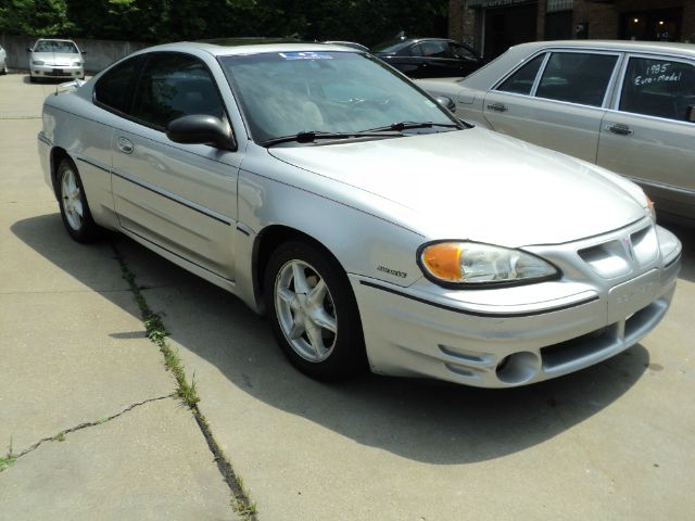 Pontiac Grand Am 2004 photo 1