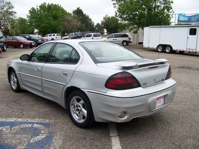 Pontiac Grand Am 2004 photo 2