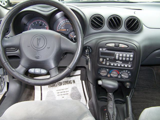 Pontiac Grand Am 2004 photo 7