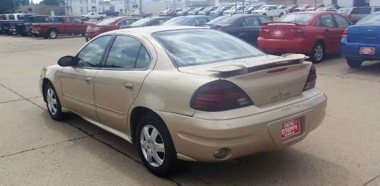 Pontiac Grand Am Lariat Super CREW Sedan