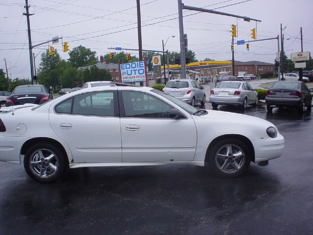 Pontiac Grand Am 2004 photo 21