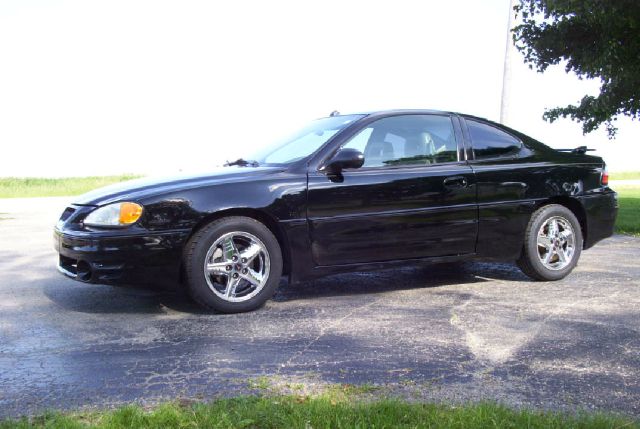 Pontiac Grand Am 2004 photo 1