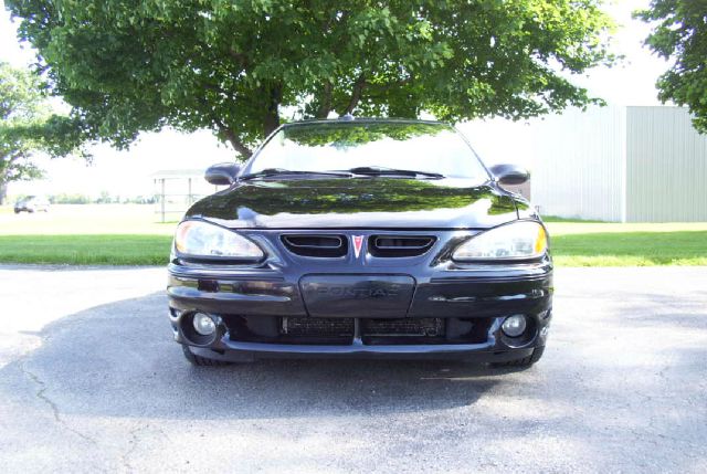 Pontiac Grand Am 2004 photo 2