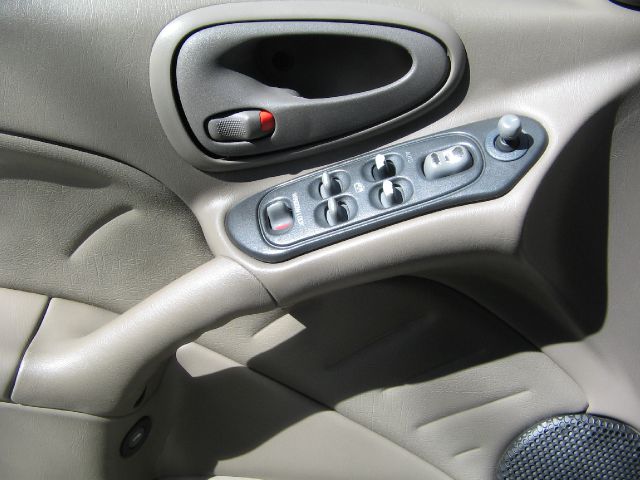 Pontiac Grand Am 2004 photo 1