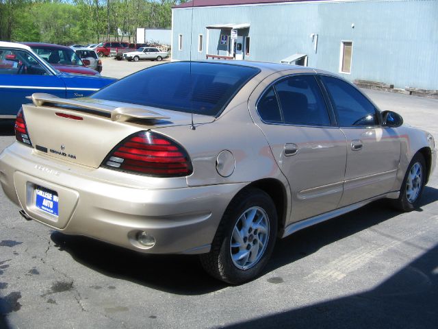 Pontiac Grand Am 2004 photo 17