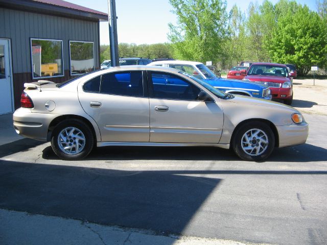 Pontiac Grand Am 2004 photo 9