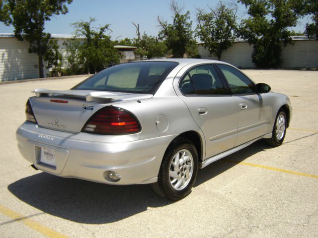 Pontiac Grand Am 2004 photo 1