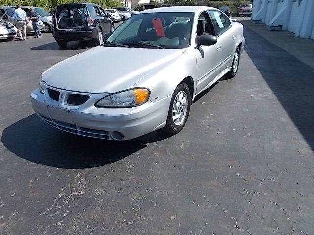 Pontiac Grand Am 2004 photo 2