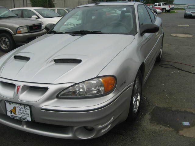 Pontiac Grand Am 2004 photo 1