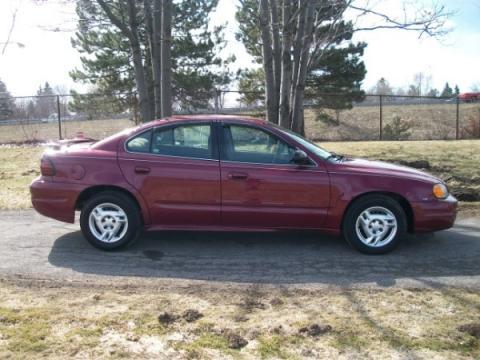 Pontiac Grand Am 2005 photo 2