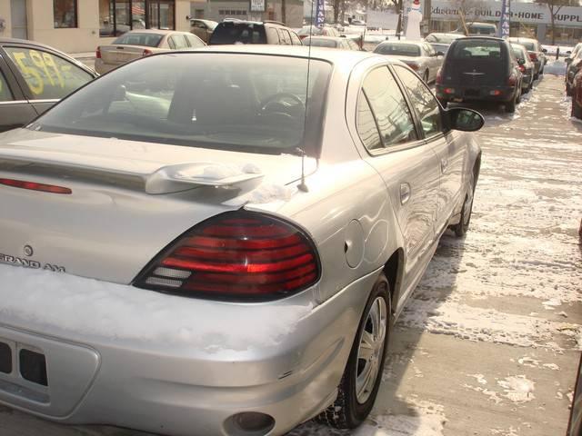 Pontiac Grand Am 2005 photo 2