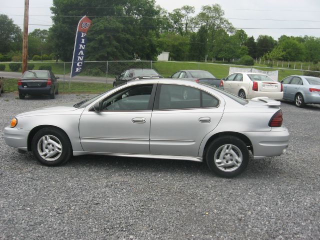 Pontiac Grand Am 2005 photo 2