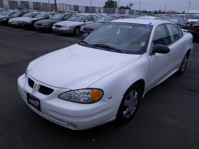 Pontiac Grand Am SE Sedan