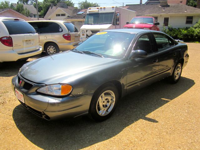 Pontiac Grand Am SE Sedan