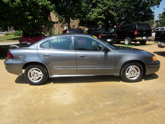 Pontiac Grand Am 2005 photo 1