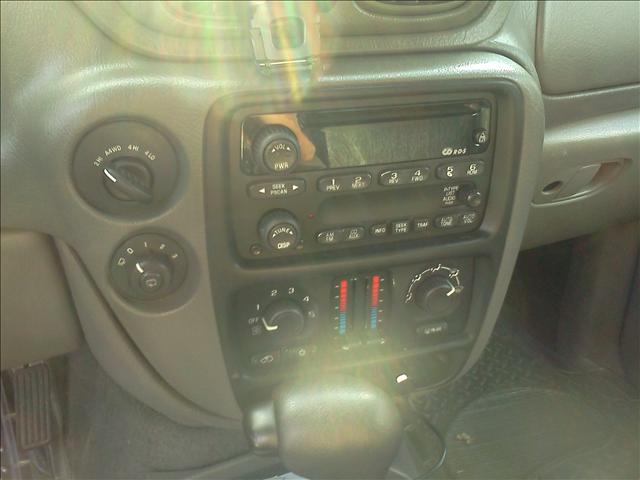 Pontiac Grand Am 2005 photo 1