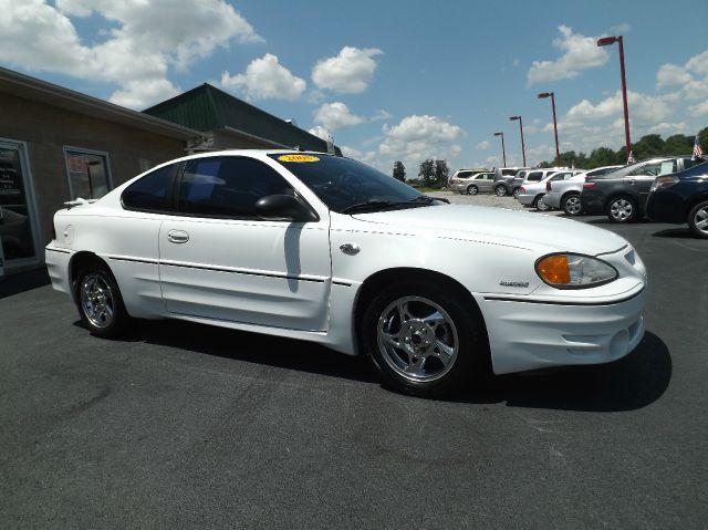 Pontiac Grand Am 2005 photo 2