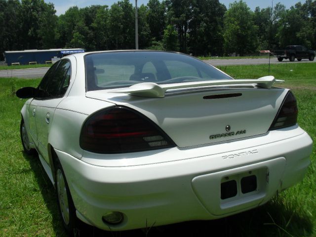 Pontiac Grand Am 2005 photo 19