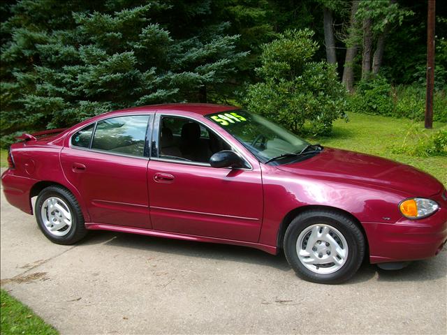 Pontiac Grand Am 2005 photo 2