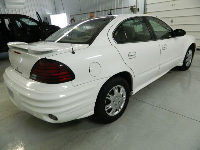 Pontiac Grand Am 2005 photo 1