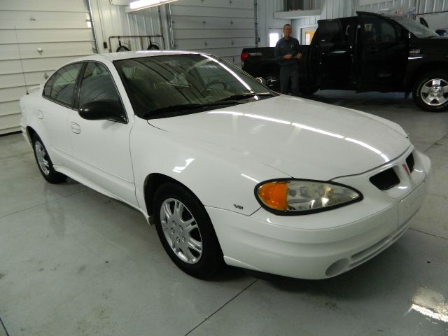 Pontiac Grand Am 2005 photo 2