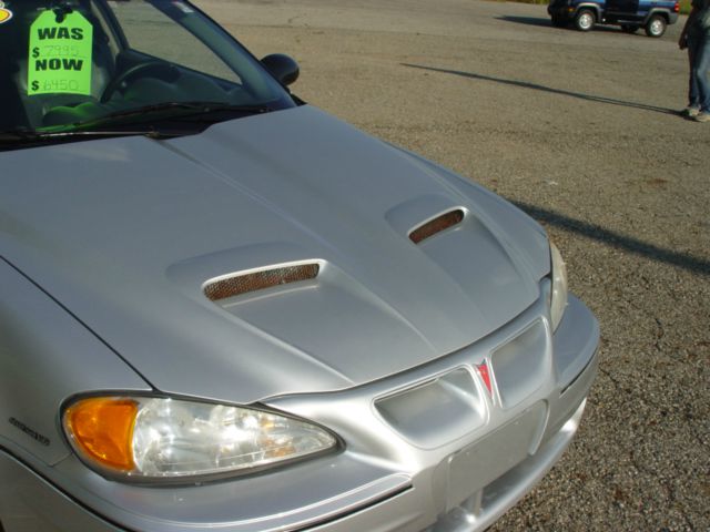 Pontiac Grand Am 2005 photo 2