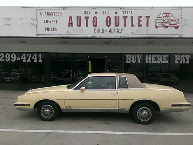 Pontiac Grand Prix 1986 photo 6