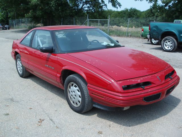 Pontiac Grand Prix 1993 photo 1