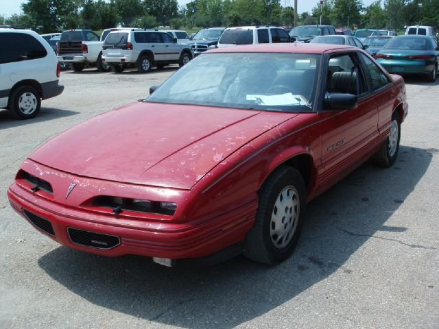 Pontiac Grand Prix 1993 photo 2