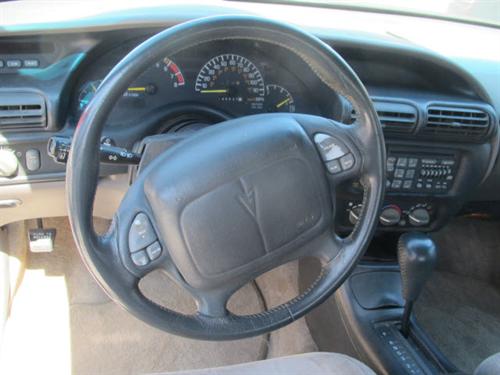 Pontiac Grand Prix 1995 photo 4