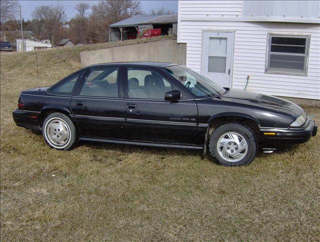 Pontiac Grand Prix 1995 photo 1