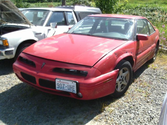 Pontiac Grand Prix 1996 photo 1