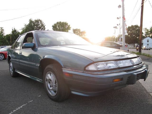 Pontiac Grand Prix 1996 photo 2