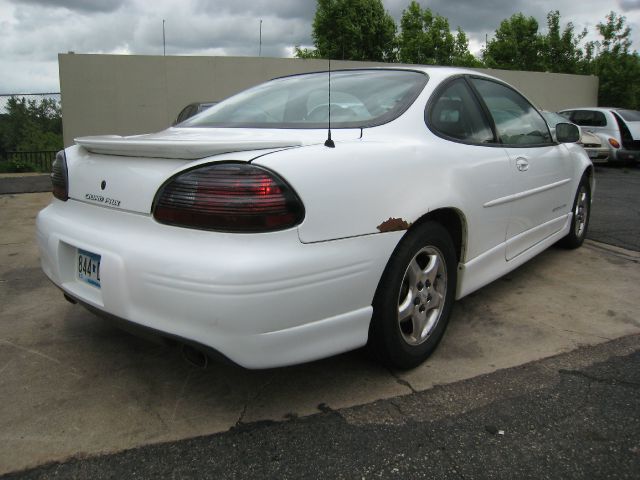 Pontiac Grand Prix 1997 photo 27