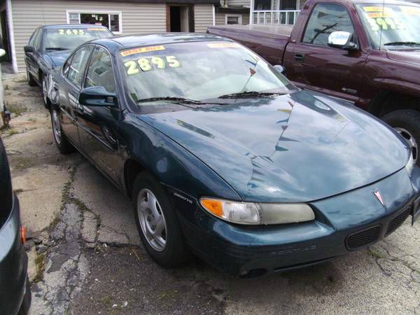 Pontiac Grand Prix 1997 photo 2