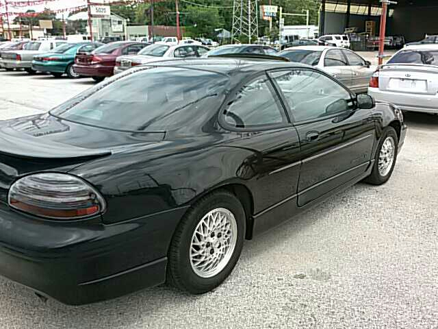 Pontiac Grand Prix 1997 photo 3